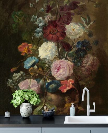 blommig tapetväggmålning kallad Vase of Flowers III av Jan van Huysum för företag och hem