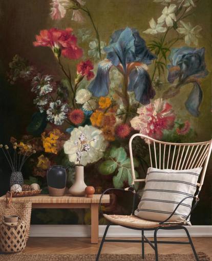 blommig tapetväggmålning kallad Vase of Flowers IV av Jan van Huysum för lounger och sovrum