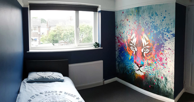 tiger art wall feature in boy bedroom
