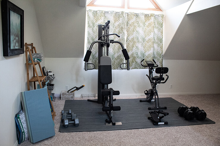Multi functional home gym idea in bedroom