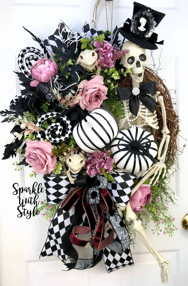 skull halloween wreath (unique halloween decor ideas)