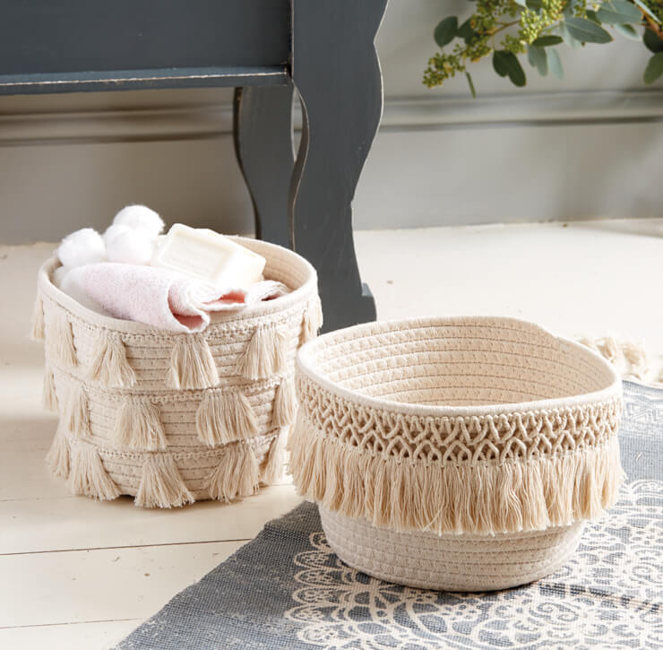 natural coloured tassel baskets