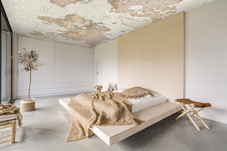 map_ceiling_wallpaper_in_bedroom