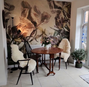 antique floral wallpaper in dining room antique floral wallpaper in dining room