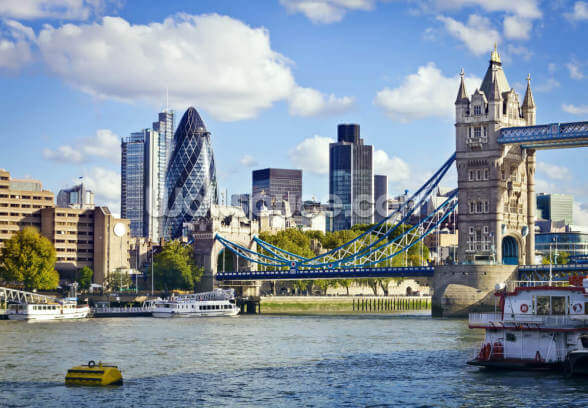 River Thames Wallpaper Mural | Wallsauce US