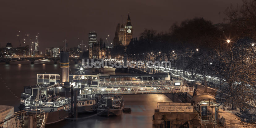 Evening view of London City at Night