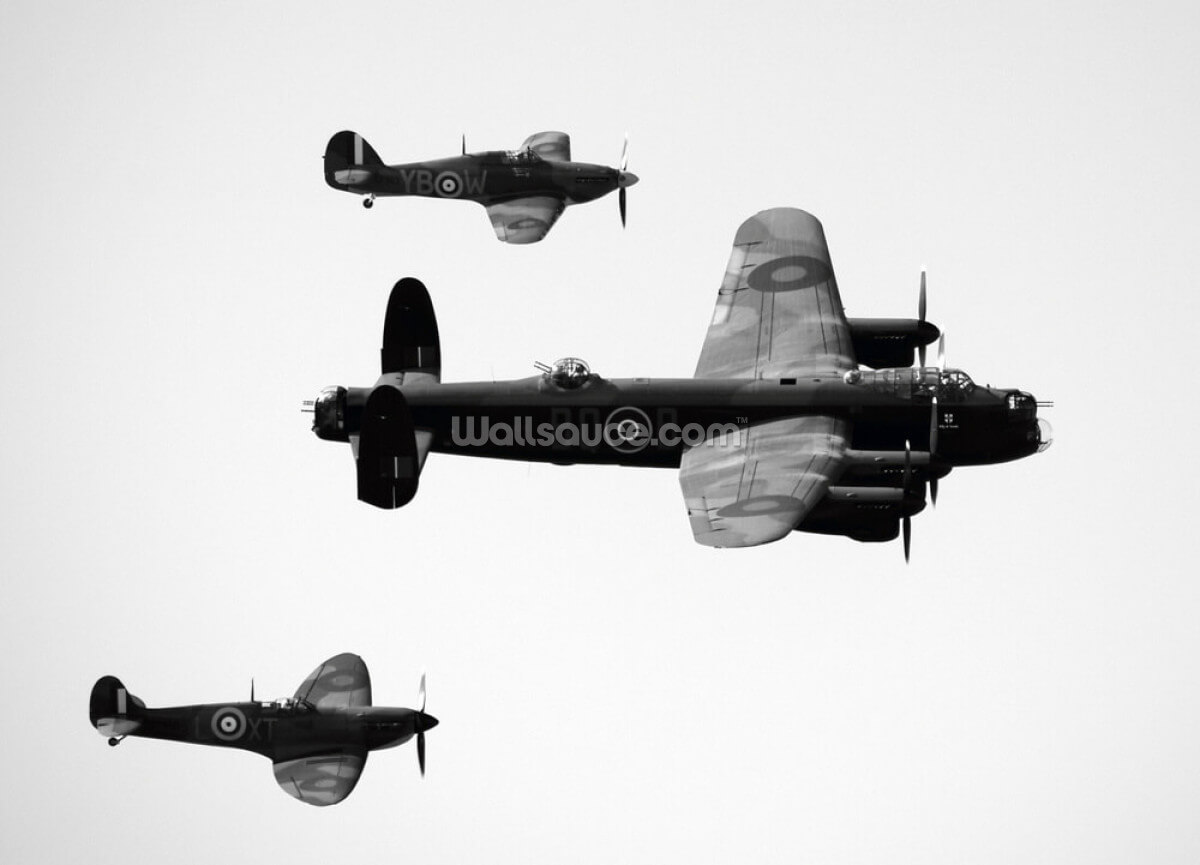 bombefly-og-spitfire-flyvemaskiner-fra-anden-verdenskrig