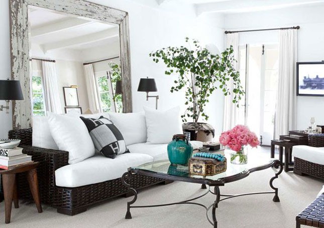 large mirrors make a small room appear larger