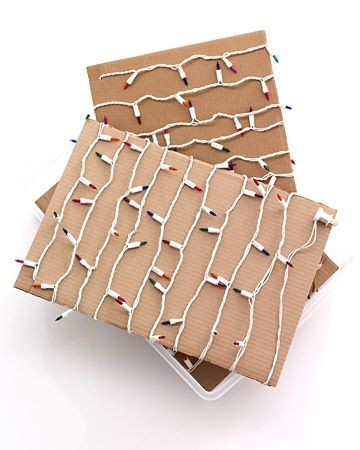 Rectangular pieces of cardboard to wrap your Christmas lights around
