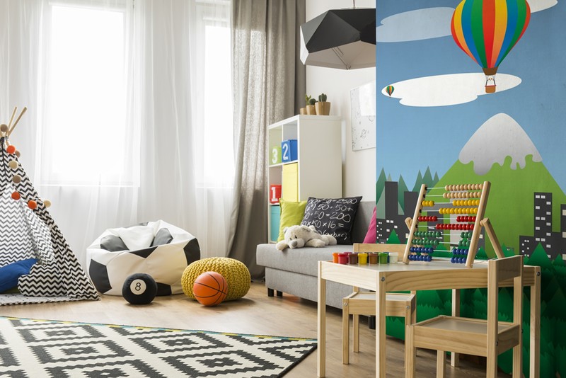 hot air balloon and mountain wallpaper in kids bedroom