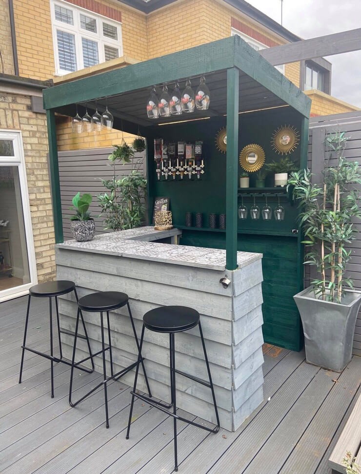 green and white outdoor bar