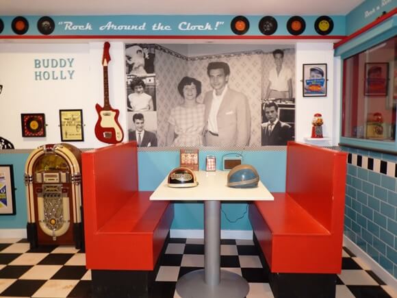 customer diner with own wallpaper